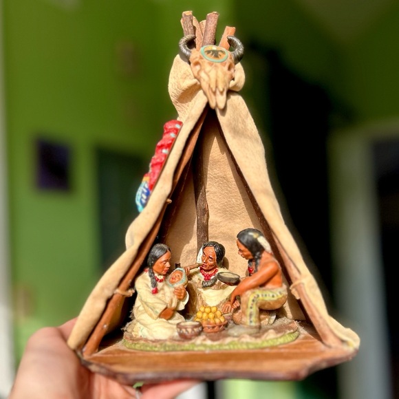 VTG Native American Family Huddled In Tipi Still Life Collectible 3D Art Accent - Picture 1 of 11